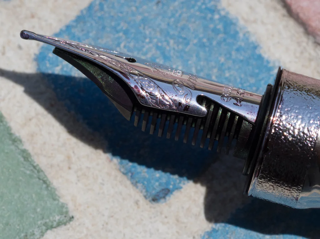 Pineider “La Grande Bellezza” Gemstone Rodolite Red Fountain Pen